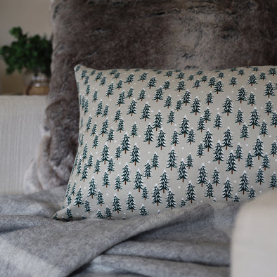 Evergreens & Linen Throw with Pillow Insert